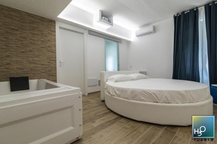 H3O Lago Di Garda Desenzano del Garda Zimmer foto